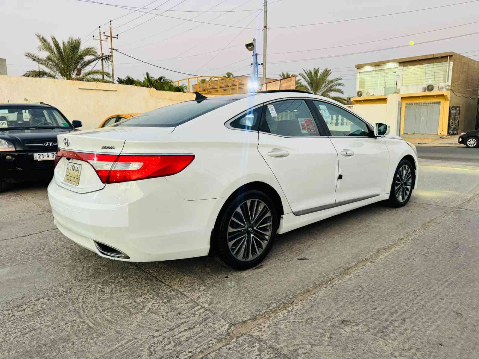 السلام عليكم اخوان للبيع ازيرا 2014 خليجي فول مواصفات محرك ٦ سلندر بيهه صبغ نص الجاملغ الامامي وهلال الجاملغ الخلفي رقم بغداد تحويل مباشر مكاني بغداد حي الحسين سعرها 118 وبيهه مجال لشراي الاستفسار ***********
