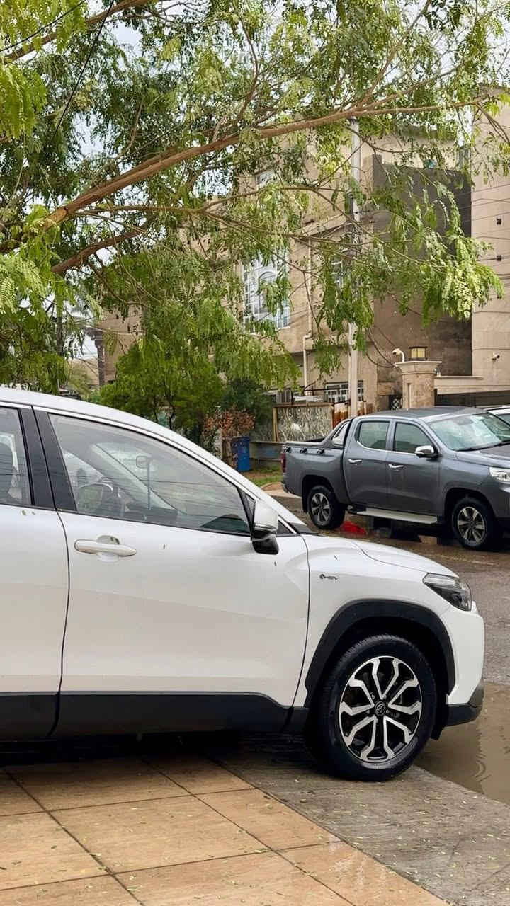 السلام عليكم فرونت لندر 2024 s 
السياره بيها بارد جاملغ واصبع من باب صدر 
السياره اعلى مواصفات s ماشيه 39000 km
4 كامرات وصندوك كهرباء وبرجكتر كشن كهرباء اسود  جلد وباقي موافصات معروفه السياره نظيفه مكاني السيديه *********** محمد 
السعر 26مليون وبيها مجال حك جيه
