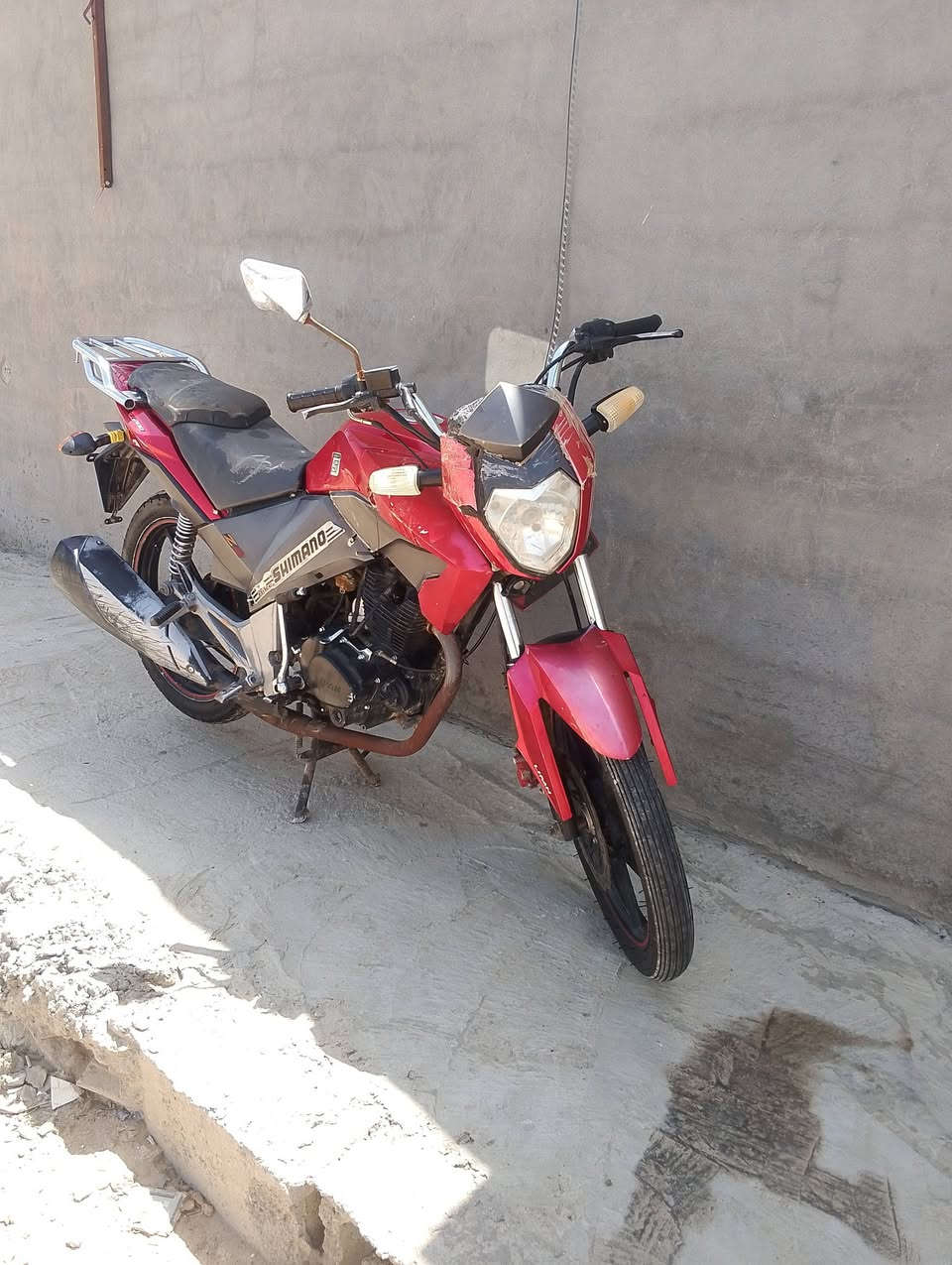 سلام عليكم دراجه ليفان RX200 Z2 دراجه ناعمه ونضيفه سعر 700وبيه مجال بسيط تواصل *********** بي وتساب مكاني 5كيلو
