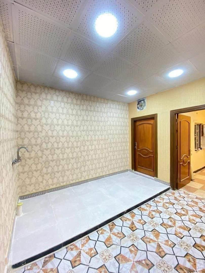 بيت للايجار في الجبيله
موقع ممتاز
بناء حديث
نصيف جاهز للسكن
يحتوي على
غرفتين
استقبال
موزع
صحيات
مطبخ
سعر الايجار 750
للمعلومات اكثر الاتصال على الارقام
او زيارة موقعنا 
البصره _ شارع عام حي الزهراء _ قرب مستشفى النفط 
***********
الذهبي للاستثمار العقاري
مجاز قانونياً البصرة, العراق
