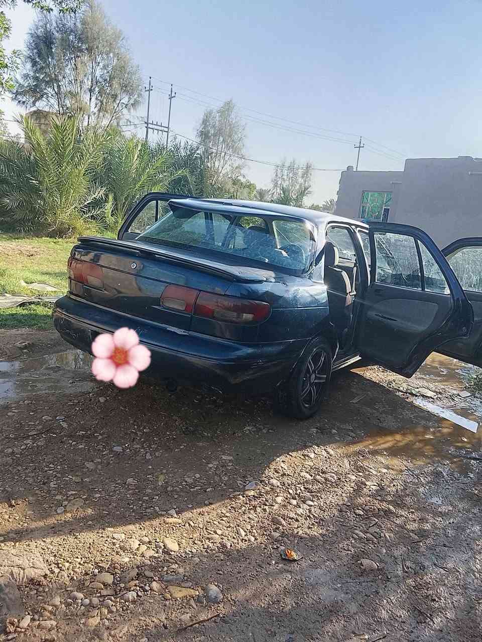 السلام عليكم للبيع كيا سيفا موديل 95 مكينه مفتوح كير عادي رقم بغداد سنويه منتهيه معروضه 26وبيها مجال مكان واسط الزبيديه غير متواجد على النت اتصال فقط ***********
