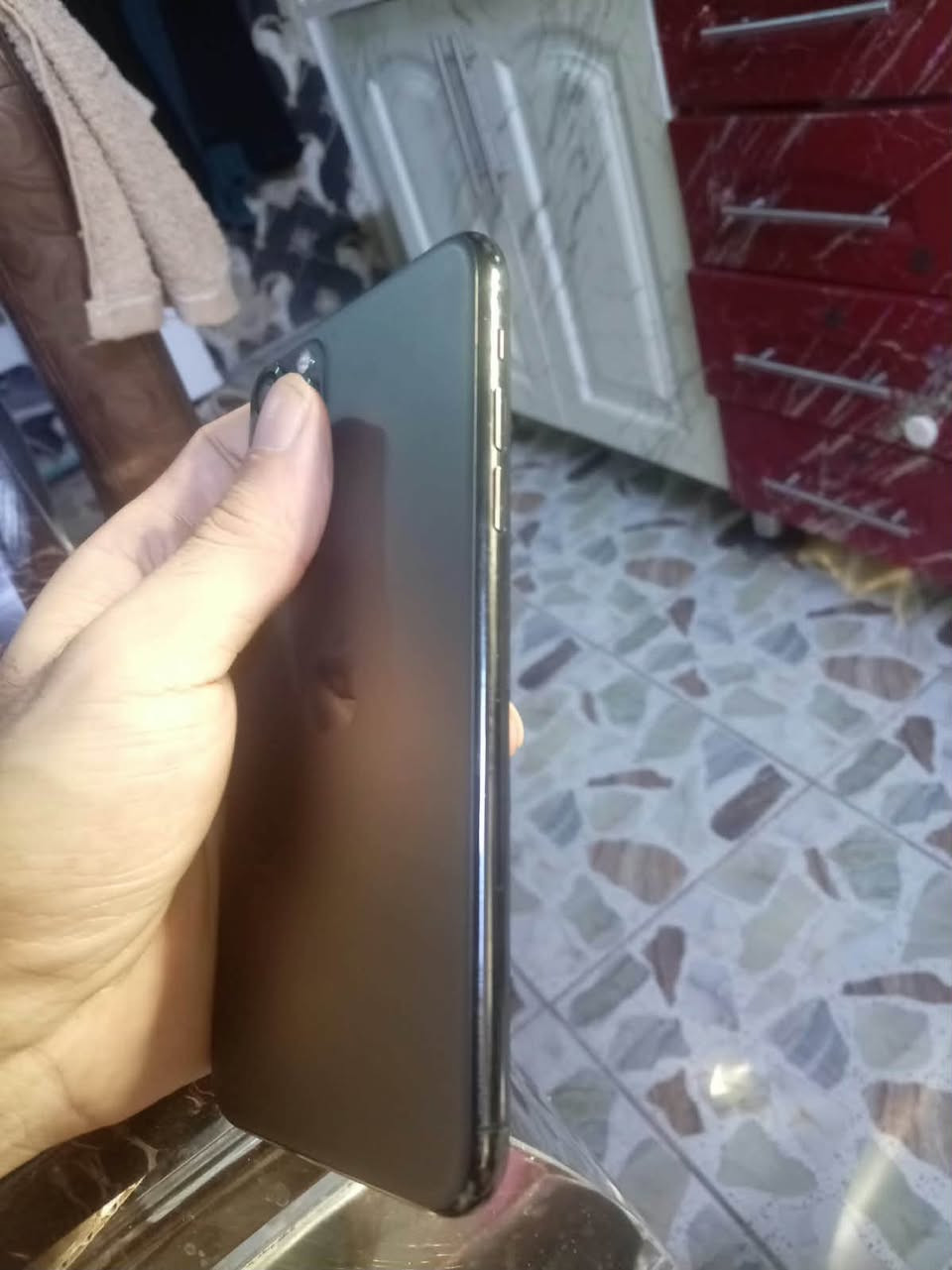 السلام عليكم ١١برو ماكس للبيع مبدل فقط شاشه ٣خيارات لباقي كله مكفول ذاكره ٢٥٦
سعر 250  مكاني بغداد الطوبجي ‭***********‬ واتساب
