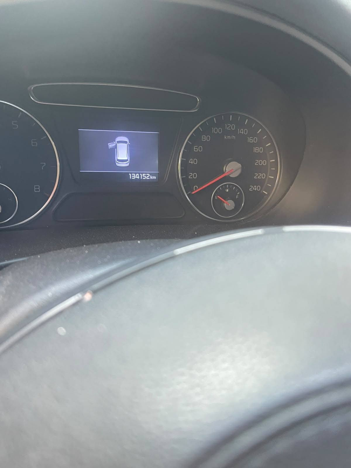 السلام عليكم .. سورنتو ٢٠١٩ خليجي مكفولة من الصبغ والتبديل والضربة .. بيها تلحيظات بالدعاميات بسيطه
السلام عليكم .. سورنتو ٢٠١٩ خليجي مكفولة من الصبغ والتبديل والضربة .. بيها تلحيظات بالدعاميات بسيطه
ماششيه ١٤٣ الف كير ومحرك وتبريد مكفولات
٦ سلندر 
٧ راكب
وباقي المواصفات معروفة 
مكان السيارة بغداد غزالية 
***********
السعر ٢٣٥ ورقة

ا
