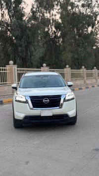 سيارة Nissan Pathfinder،للبيع موديل 2024 sv  مواصفات sv معروفه  كشنات ...