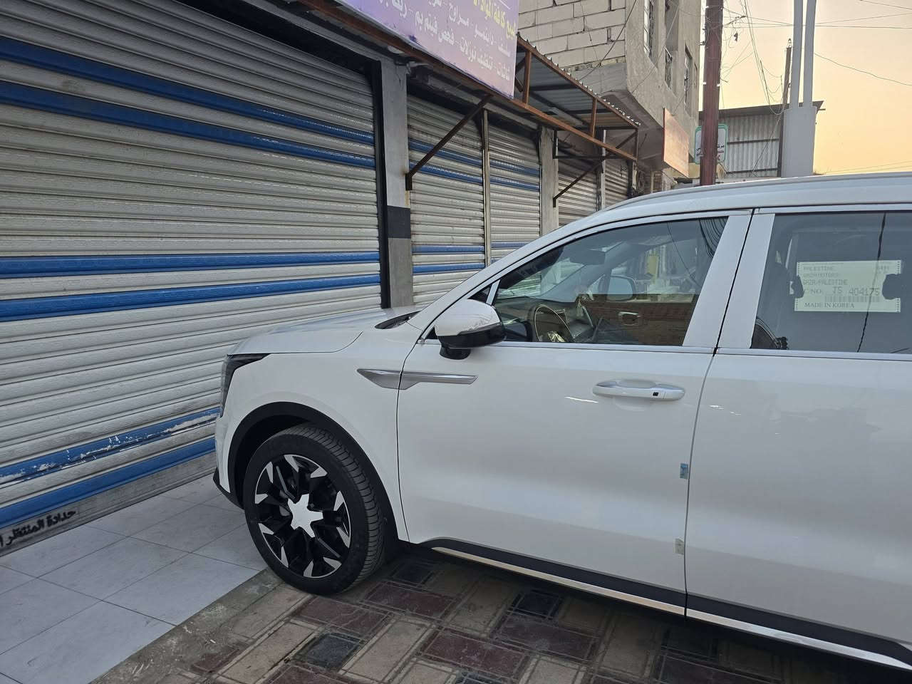 كيا سورنتو 2025 بغداد مكفولة ماشية تقريبا 23000
داتو شو
كامرتين
وباقي المواصفات معروفة فقط بيع مكانها ناصرية مركز 
للأستفسار خاص او اتصال
***********
