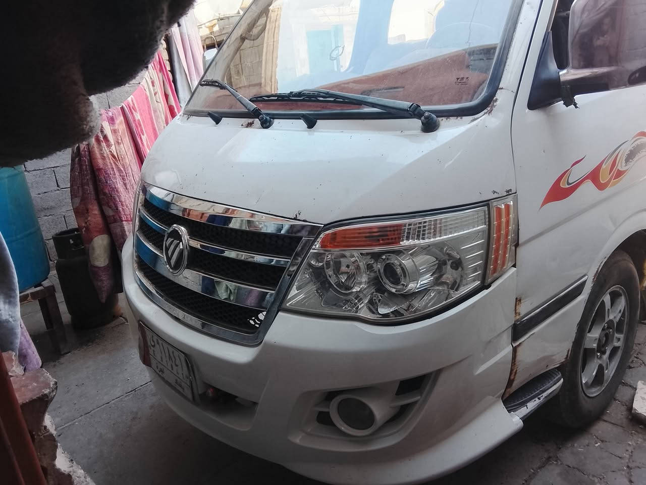سلام عليكم فتون موديل 2013سيارة خير من الله مكينة كير مكفولات ضفيرة جديدة داينمو باتري جديد ونزلات جديد كهربائيات كلهة شغالة تخم تاير نضاف عليه غرامات السعر 55وبيهة مجال مكاني بغداد المعامل الاستفسار *********** صالح ابو يوسف
