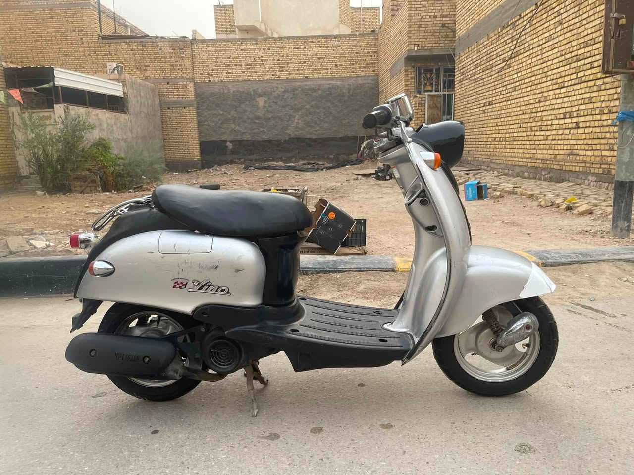 سلام عليكم 
دراجه مصريه للبيع خطين فحل قفل اكسن سلف هندر اشاير لايت بكد لات حساسات كلها  شغاله وكلها بلاد (مامفتوحه) السعر(٥٥٠)وبيها مجال مكاني فلكه السماوه ***********

