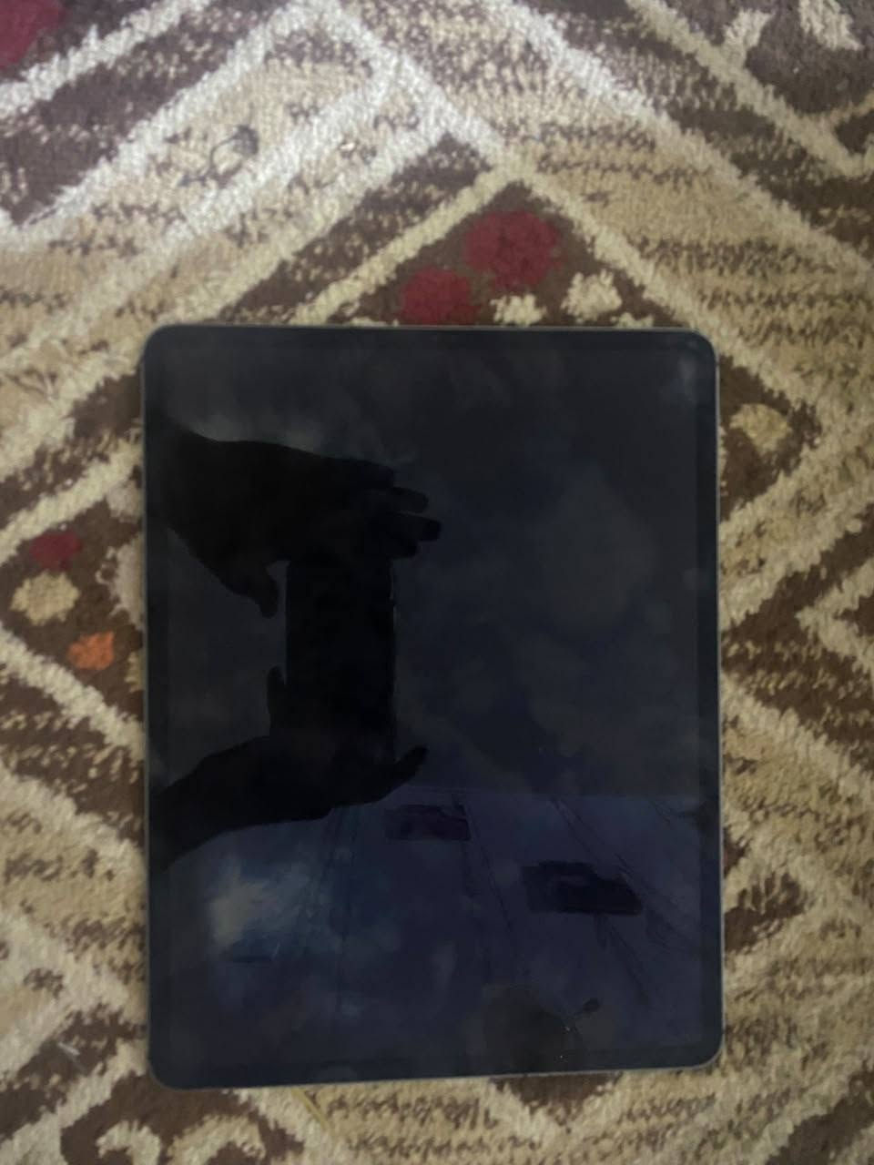 ايباد برو ١٢.٩ • ذاكرة ٦٤ • بطارية ٨٦٪