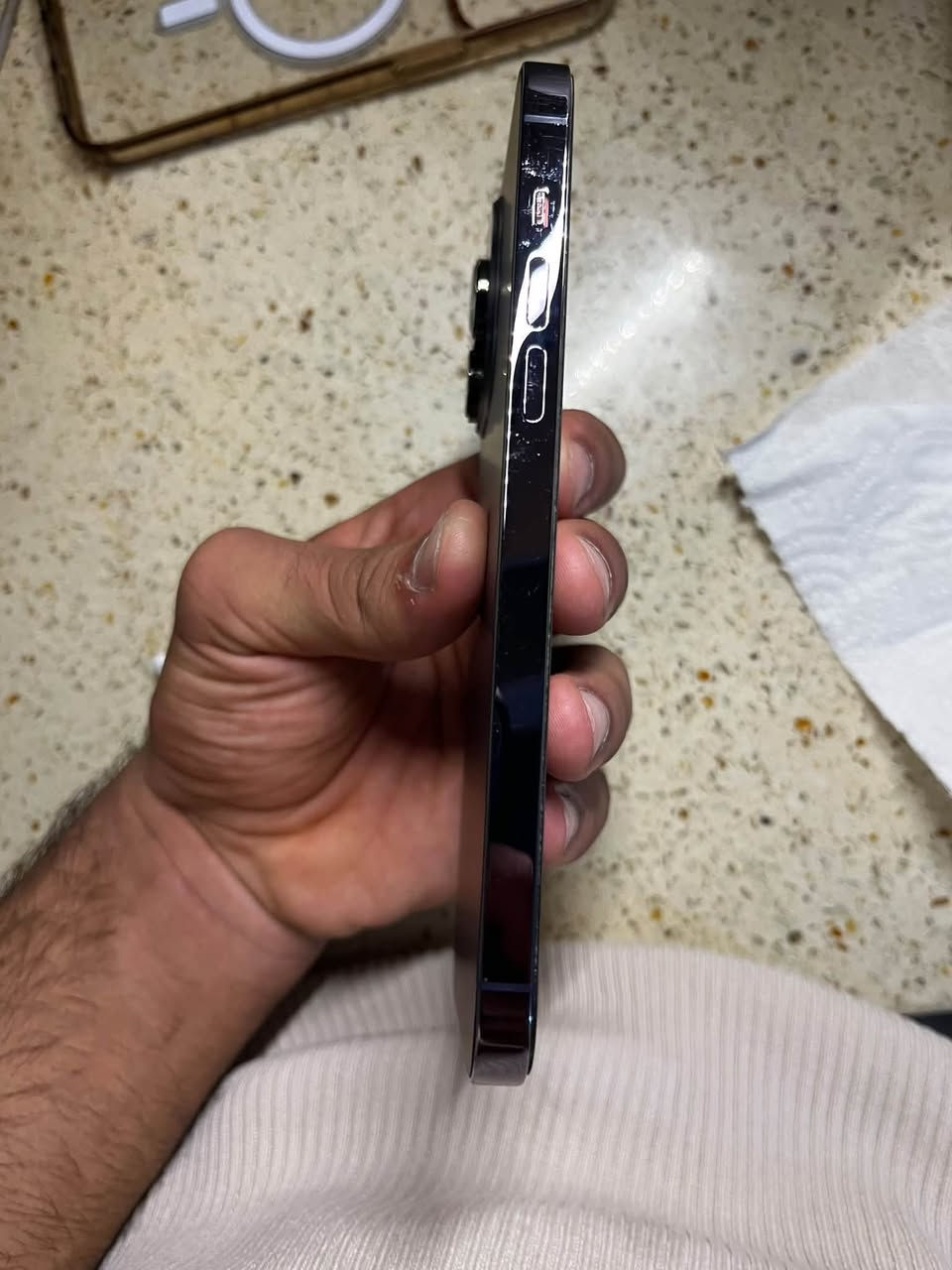 آيفون ١٤ برو ماكس • بطارية ٨٨ • شريحة eSIM