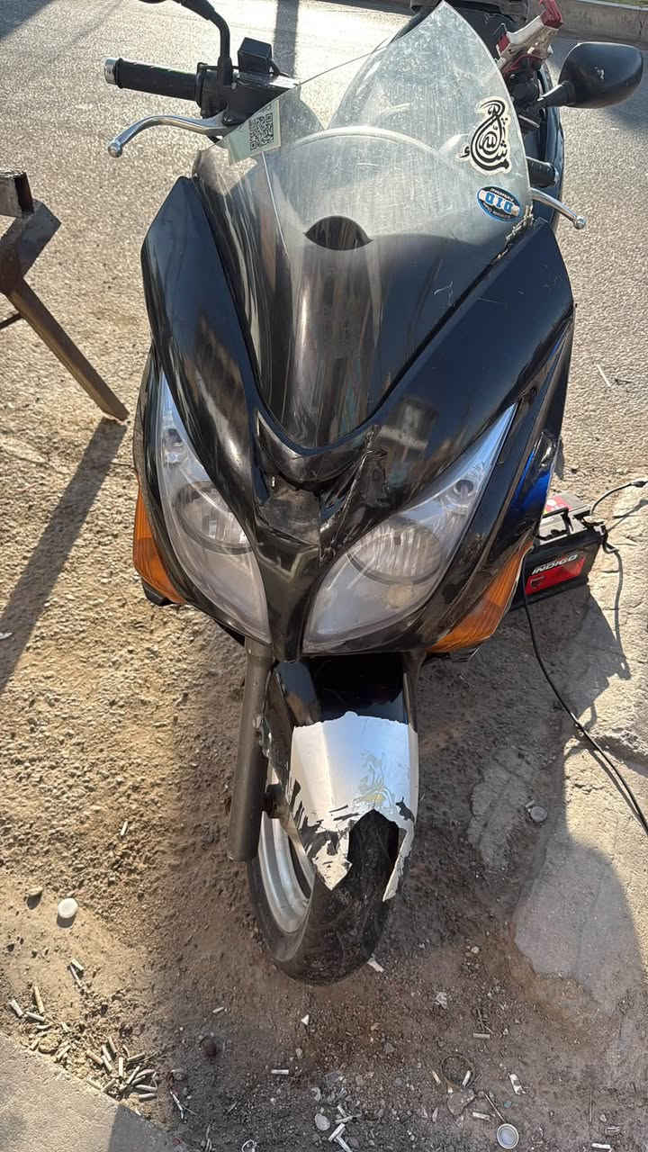 بيع مستعجل بيها مشكله بلشحن
بكان بغداد حي العامل
***********
