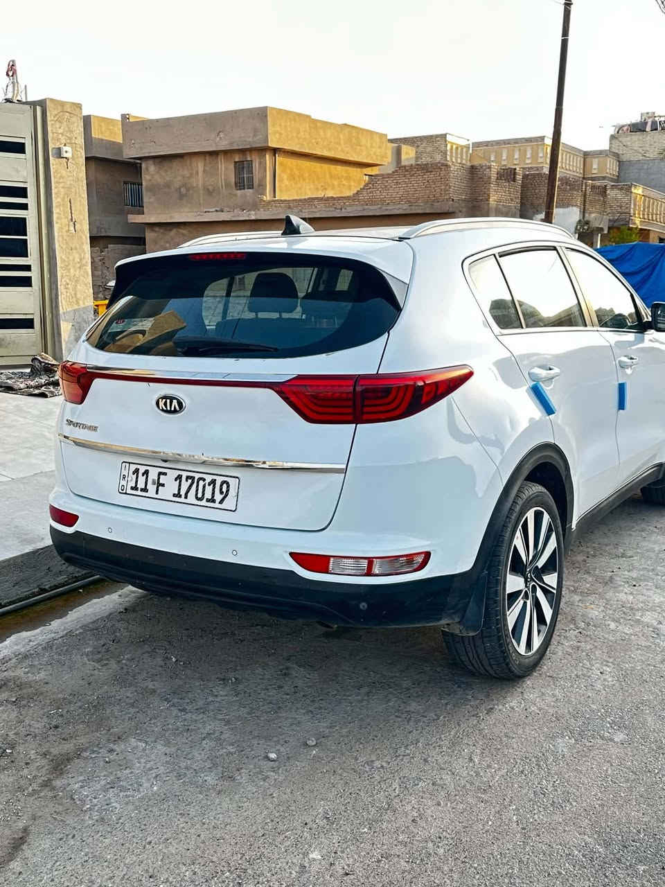 للبيع سبورتاج 2017 🚘✨ سيارة مكفولة وضررها كلش قليل، محرك وكير بلادي، تايرات جديدة، سيارة نظيفة والسعر كلش مناسب. للاستفسار والاتصال: ***********7 📞
