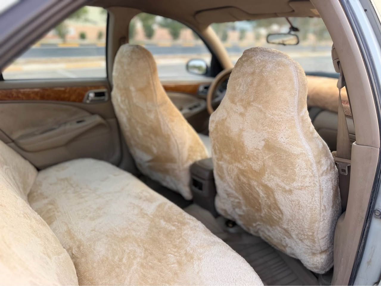 سەنی یابانی ٢٠٠٩ 
مەکینەو گێڕ بەشەرت
سەدر و تەقەو ڕەقەی بەشەرت 
تەنها یەک پارچە سبوخ بێ ناو گرتن
نرخی /٨٦ گەڵا
*********** كالار, السليمانية
