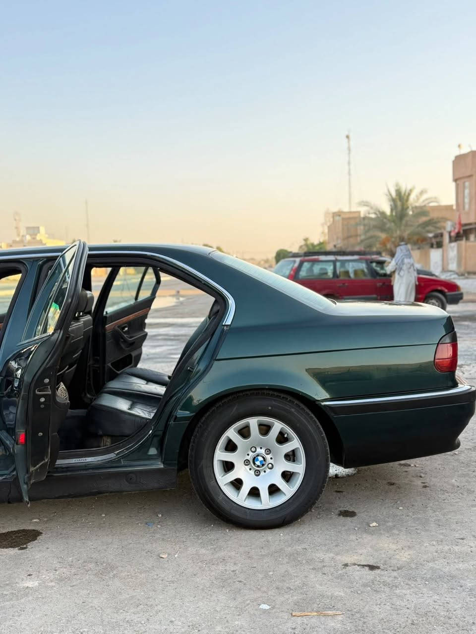 بي ام ٧٤٠ • ١٩٩٧ • رقم ديالى