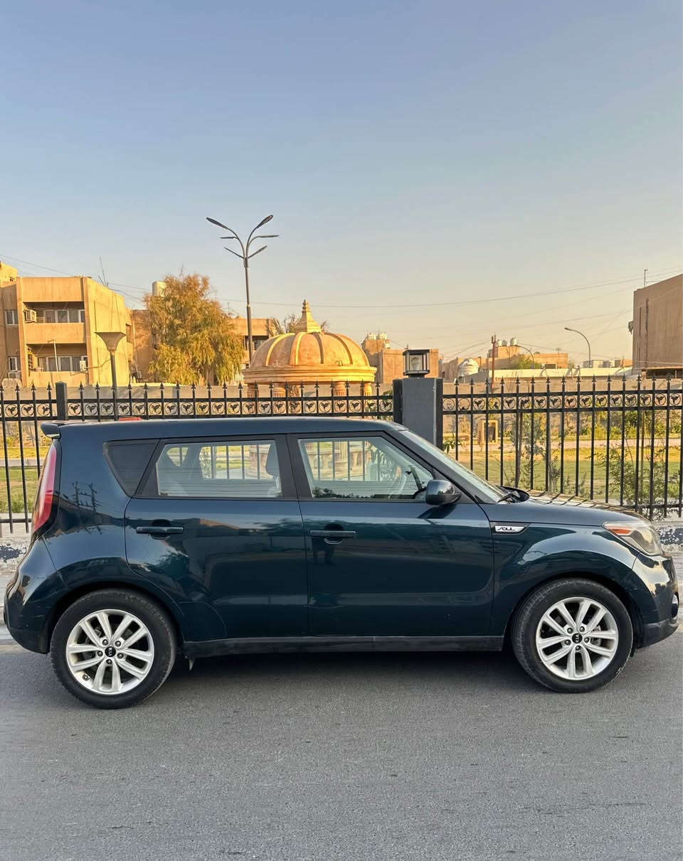 صول 2018 امريكي لون نيلي
مكينة 2000 Gdi ماشية 56 mi
ضررها سطحي جاملغ وبنيد وبابين بدون دواخل كما موضح بصور الحادث والسونار مرفق بالمنشور 
مكينة مفتوحة رقم بغداد الجديد بأسمي 
السيارة جاهزة بدون أي نقص ونضيفة جداً استخدام شخصي
مكان السيارة بغداد الزعفرانية والسعر 108 وبيها مجال
للتواصل *********** بغداد, العراق
