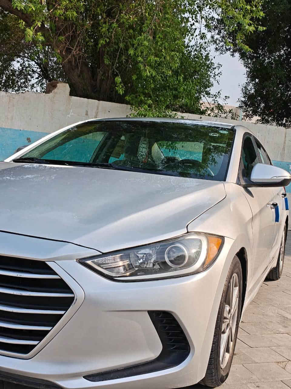 سلام عليكم بيع او مراوس شعندك نزل
النترا 2018 وارد امريكي رقم اربيل بسم شركة مداور أو وكالة مضمونات لون سلڤر حادثه خفيف بدون دواخل وبدون ايرباكات

قطعتين صبغ جاملغ وبنيد 

وباب خلفية مبدلة اصلي بلا صبغ 

محرك ٢٠٠٠ دوش 

سيارة جاهزة مكينه وكير وحدادية وتبريد 

مواصفاته نص فول 

ويل كروم تحكمات شاشة كامرة رادرات 

سعرهة 103 وبيه مجال 

مكاني نجف
