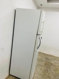 ثلاجه • توست • مستعمله شي قليل