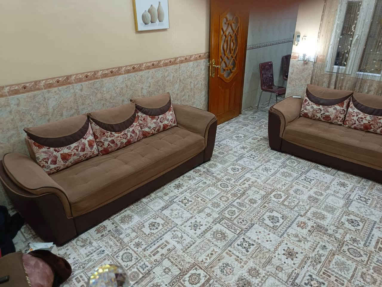 قنفات تركية • نظيفة • بحالة جيدة
