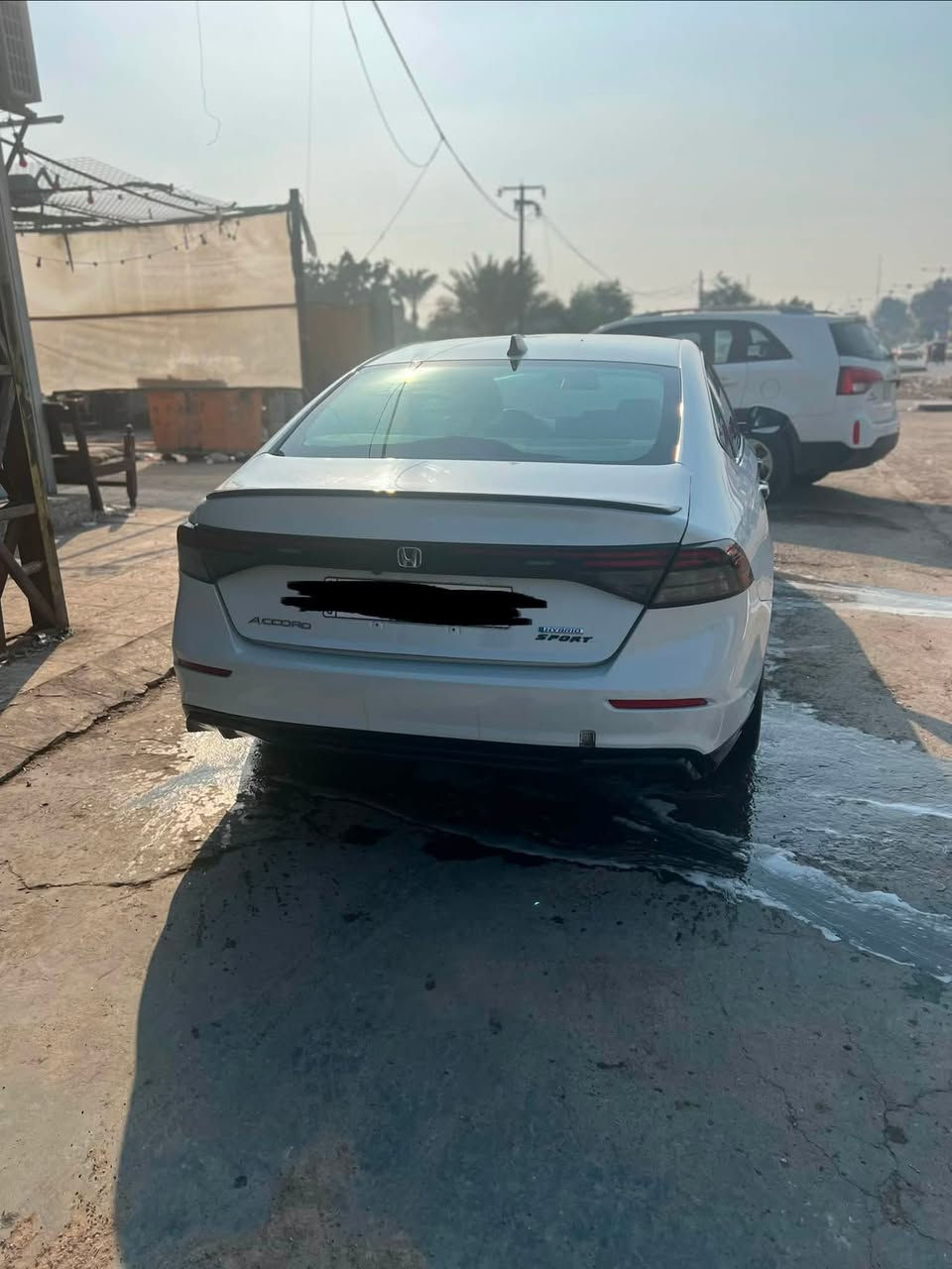 السلام عليكم
هوندا اكورد 2024

 هايبرد سبورت )( L ) السعر  182وبيهه مجال 

ماشيه  50  الف  ميل 

• مكينة 2000 هايبرد تنفس طبيعي

• كير اوتوماتيك 

• شاشة كبيرة

•فتحه

• كاميرا خلفية 

• كرسي كهرباء  الصدر والسايق جلد  لون اسود  

• رادار امامي

• مانع تصادم

• محدد مسار 

• تصحيح مسار

• شفتات بالستيرن

• مثبت سرعة

• مانع انزلاق

• دخول ذكي 

• إنارة ترحيبية

• هندبريك كهرباء

• عداد ديجيتال

•لايت عدسات زينون

• نظام اوتو لايت Auto

• لايت العالي زنون 

اوتو هولد للبريك

• حساسات مطر 

• حساسات دخول الإنفاق

• حساسات ضغط هواء الإطارات

• أوامر صوتية

• 4 أنظمة قيادة (eco,individual , sport,normal )

• بلوتوث

الضرر: كما موضح بالصور  للستفسار اتصال ***********

