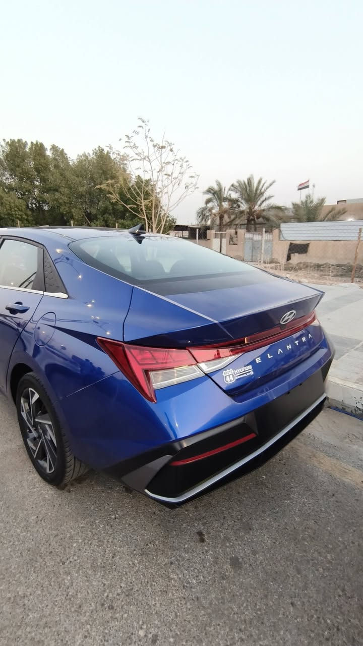 النترا.  2024 رقم ذي قار
ماشيه 46 الف km

بحاله الوكاله

سياره مكفوله كفاله عامه 

المواصفات فوووول      .      محرك 2000 دوش

شاشه ديجتال 

بصمه                          

كشنات جلد 

هند بريك بصمه       

اوتو هولد                  

فتحه سقف                                          

حساس لايت 

حساس خلفي بلادي 

حساس أمامي بلادي 

كاميرا خلفيه بلادي 

جي بي اس

نضام تشغيل الكاميرات 

شاشه  كبيره اصلي ابل كار بلي 

نضام ترحيب 

مري شفط

نضام مود درايف إيكو وسبورت و عادي

تحكم ستيرن فول 

ويل كب كروم حجم 17

لد امامي نهاري

مانع انزلاق

مانع انحدار 

لايت عدسات زنون 

ايرباكات

جهاز موازنه ABS 

سياره بأسمي تريد تحويل تريد وكاله 

السعر : 152 

📍العنوان الناصرية

للاستفسار الاتصال  📞

***********

