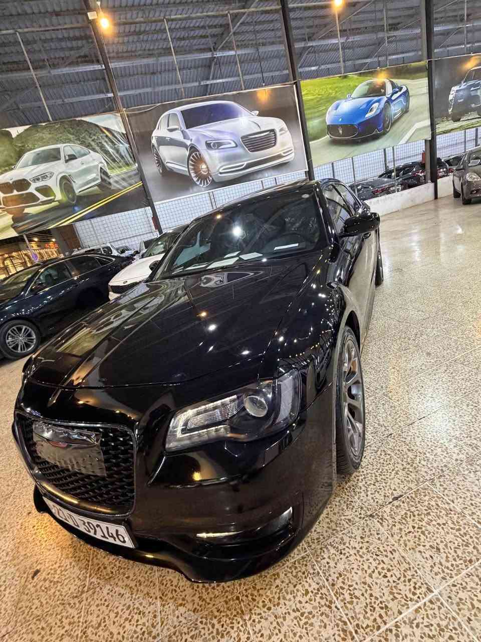 كرايسلر 300 • بدون تبديل • ٩٩٠٠٠ ميل