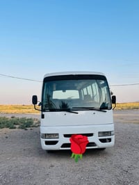 كوستر نيسان للبيع سياره موديل 2003 حصه كاز بيه السعر 120 وبيه مجال    ...
