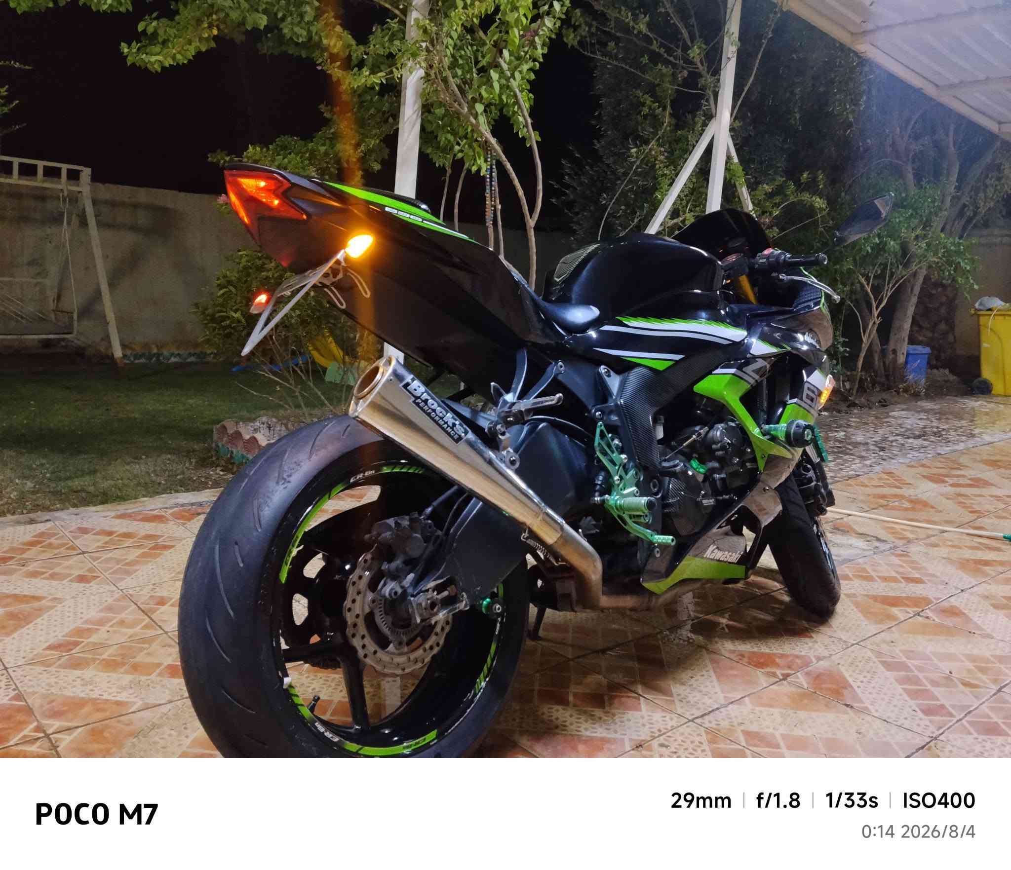 السلام عليكم  zx6r2016 بدون رقم الدراجه مكفوله محرك ما مفتوح على وضع الشركه  مكاني الصويره توصيل بغداد موجود السعر خاص بسبب اكو ناس عطلات والي ما يشتري لو يحب يسولف لا يدخل وتحياتي للجميع 
*********** اتصال
*********** واتساب
