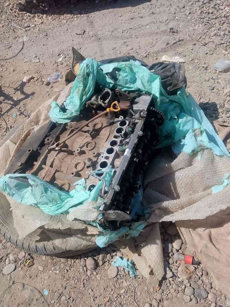 سلام عليكم للبيع
مكينه جنبي نقص قبق ولفات وبيه بدياه يطق كله تصليحه يكلف 60الف

جديده لا تبخير ولا تنقيص السعر 350الف

*********** متوفر واتساب
