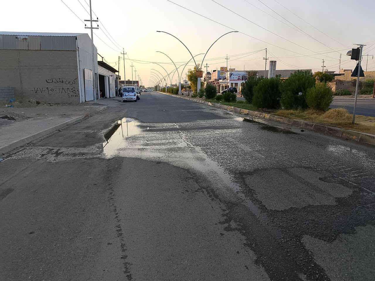 سلام عليكم غسل السبهان للسيارات نضافه وشغل مرتب وإذ تبدل دهن سياره غسل بلاش مكان استراحه وتبريد وشغل نضيف ‏‪***********‬‏ وكادر سريع
