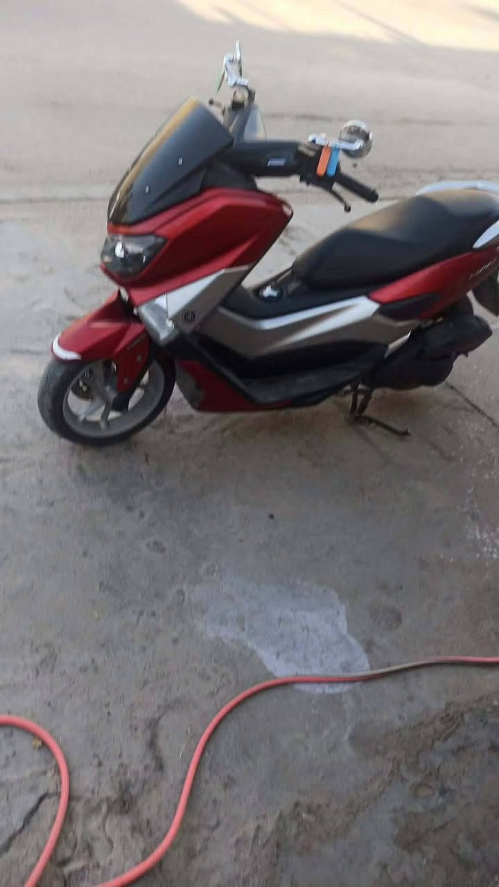 دراجه ان ماكس نضيفه صالي 4اشهر من مطلعه حاويه الي يريده خابرني ***********
