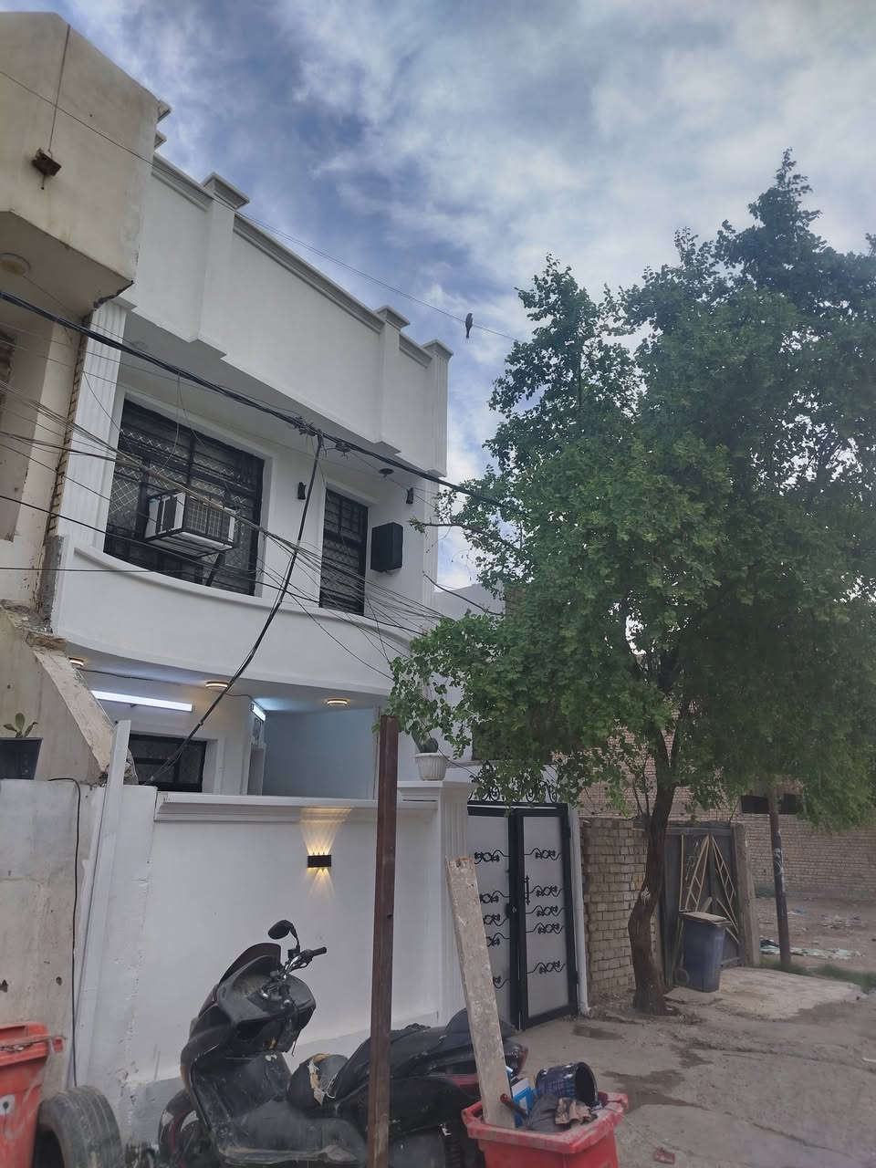بيت للبيع • ١٠٠م