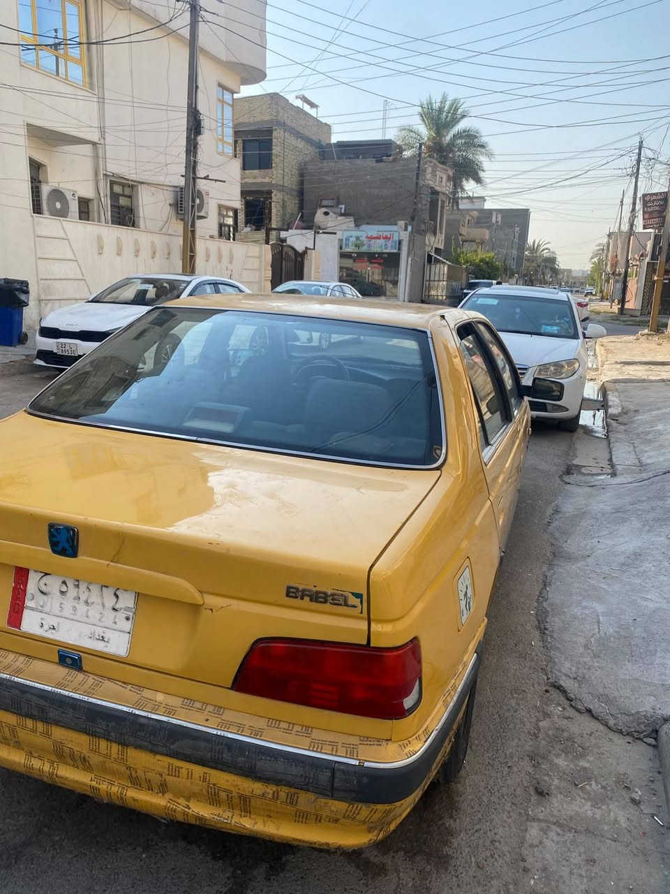 السلام وعليكم بيجو بارس موديل 2015للبيع بيهة نواقص قليله صدر خلفي نص عمر مبدل بيهة بنيد ولباقي سياره مكفوله رقم بغداد السعر 42وبيهة مجال مكاني بغداد الدوره *********** تبريد شغال ومكينه جديده
