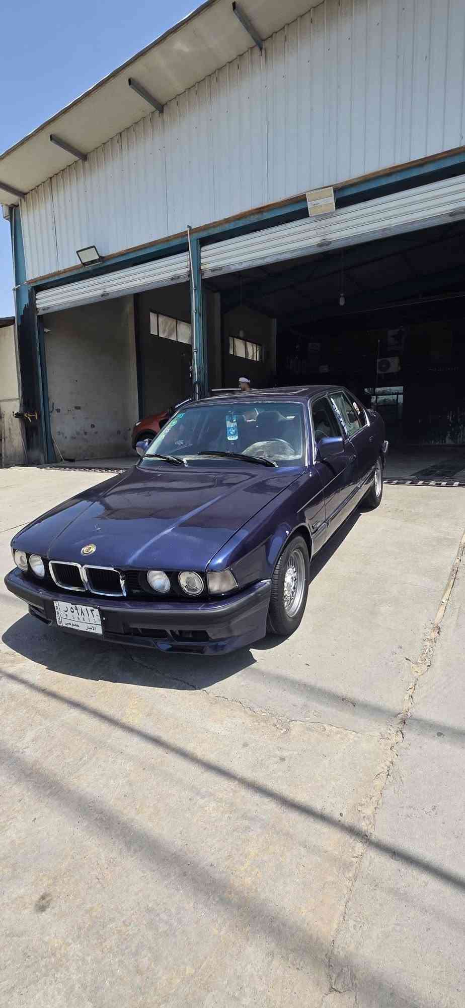 بي ام 730
بي ام 730
 اصل V8 
موديل 1993
كير ومحرك كفاله سياره فول فتحه كشانه دبل كهرباء 
تخم تاير صدر جديد رقم انبار تحول ثاني يوم 
سياره بدون ضربه صبق جماليه لون مميز 
بيه نواقص بصيطه لدعدات مال لسرعه واكفه 
وتبريد عاطل بس ذني بيهن نواقص ولباقي جاهز 
العنوان فلوجه شارع العام ***********
السعر 48 وبيه مجال
