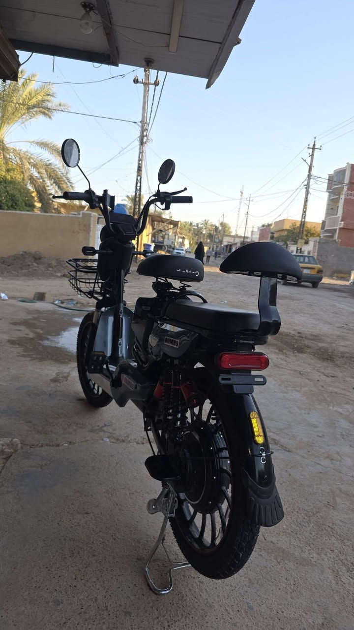 دراجه شحن اربع نمر دراجه خير من الله***********
كسر كارتون + سويجين + ٣مسحات +بصمتين 
سعر 500وبيه مجال قليل  مكاني الراشديه مال حسينيه
