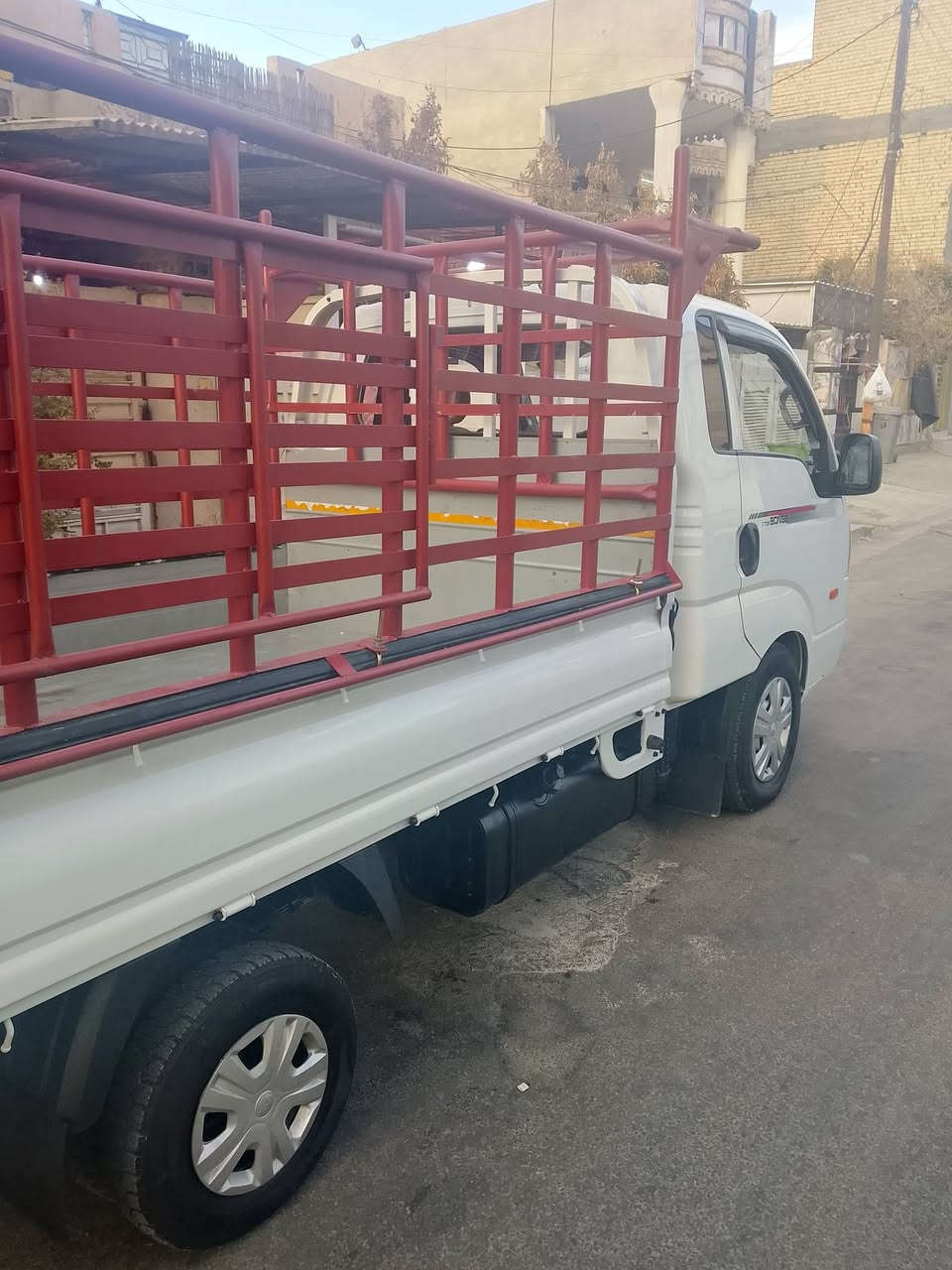 سلام عليكم للبيع كية حمل
موديل ٢٠١٩ مسكر كير اوتماتيك السيارة مكفولة من كلشي 
السعر ١٥٨ 
,مكاني بغداد الشعب 
***********
