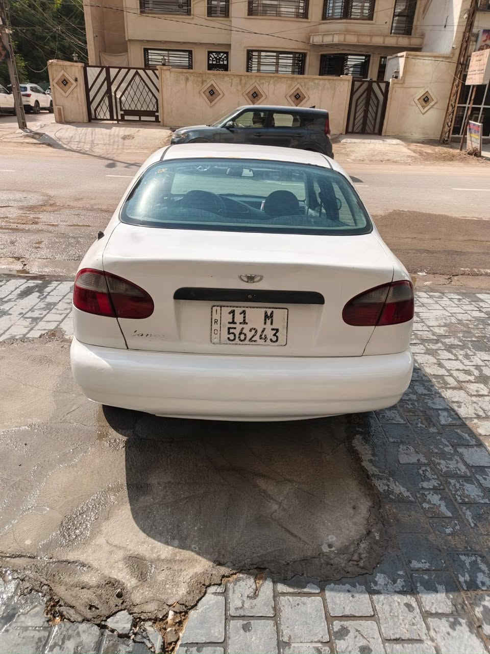 دايو لانوس موديل ٩٧ كير عادي محرك مفتوح تبريد ثلج  بأسمي هزه جديده سنويه ل٢٨ تايرات جدد باتري جديدمكانه بغداد منصور السعر ٢٨ للاستفسار ***********
