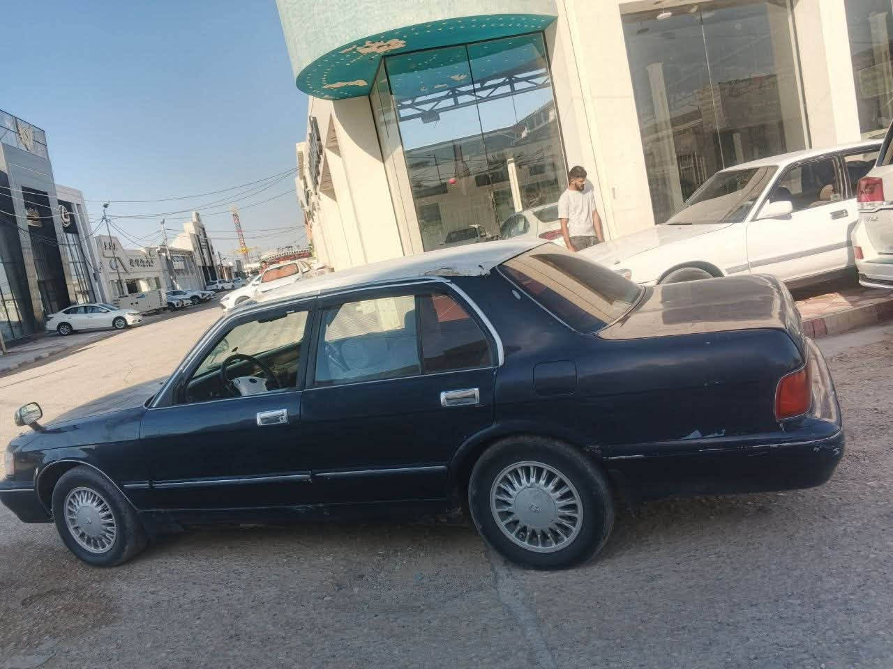 سلام عليكم البيع ارنب السيارة مقفولة من الكص مقفولة من ضربة قوية السيارة كير مكينة بس التبريد ما يشتغل السيارة حلوة مرتبة السيارة مكانها بل نجف التفاصيل أكثر على. مديل 93 الرقم. : ***********‏.    السعر 58 وبيها مجال
