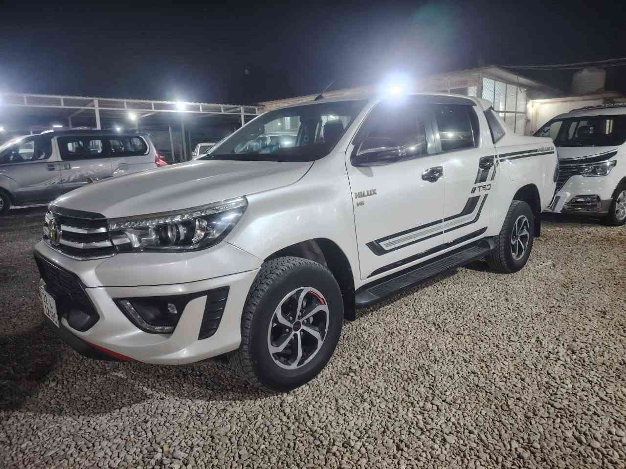 السلام عليكم بيكم TRD  ٢٠١٩ كفاله عامه ماشيه ١٦٠ رقم اربيل السيارة جديده سعرها ٢٨٠ وبيها مجال بسيط رقم ***********
