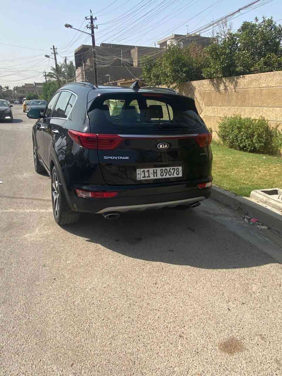 مكفولة من الصبغ والتبديل
سبورتج ٢٠١٨ GT LIN
ماشيه77 الف مواصفات 
بانوراما بصمة دخول وتشغيل 
مانع منحدرات شاشة كبيرة 
اريل نفكيشن اوتو هولد 
كشنات جلد بلادي كشنات ثنين كهرباء  تدفئة وتبريد وكشن خلفي تدفئة داخل لونين قرميدي واسود
حساس امامي وخلفي خمسه ويل كب قطعتين تبريد بيانو تبريد مناخ منفصل بجم زينون بلادي بك لايت لد 
كامرة خلفيه تحكم ستيرن
شاشه قرائة الاعطال
سايد بريك بصمة
3 انظمة قيادة 
السيارة جاهزة من كل النواحي
محرك 2400 جي دي اي
كير ومحرك مكفولات منظومة غاز تركية 60 لتر والصرف ماشاء الله ممتاز

 العنوان  بغداد
السعر 18500 
للأستفسار 
***********
