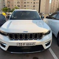 جراند شيروكي هايبرد • ٢٠٢٤ • ماشيه ٢٢ الف ميل