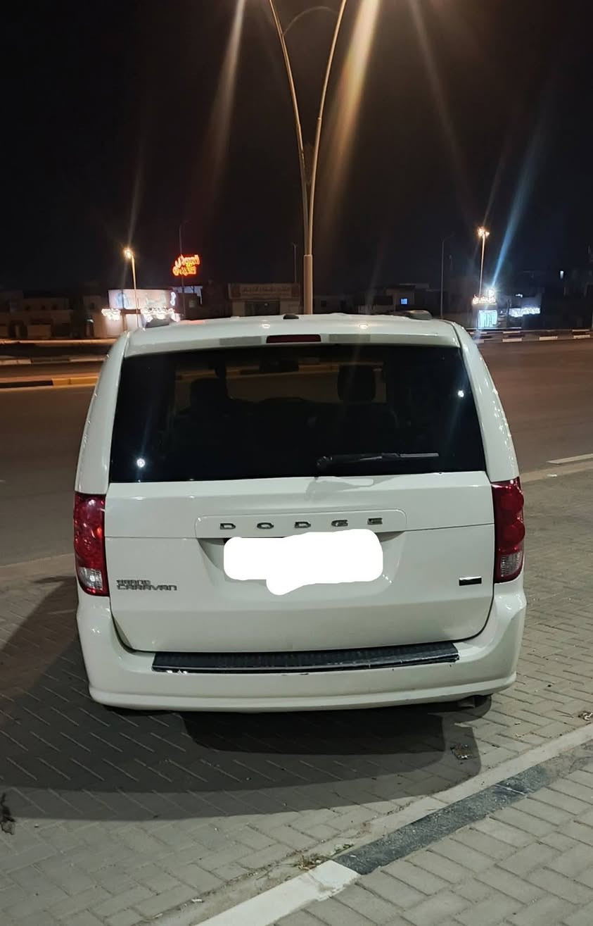 سلام عليكم دوج كرفان كفاله من الكص متومه وجاهزه مكاني بصره السعر 55 الاتصال ***********
