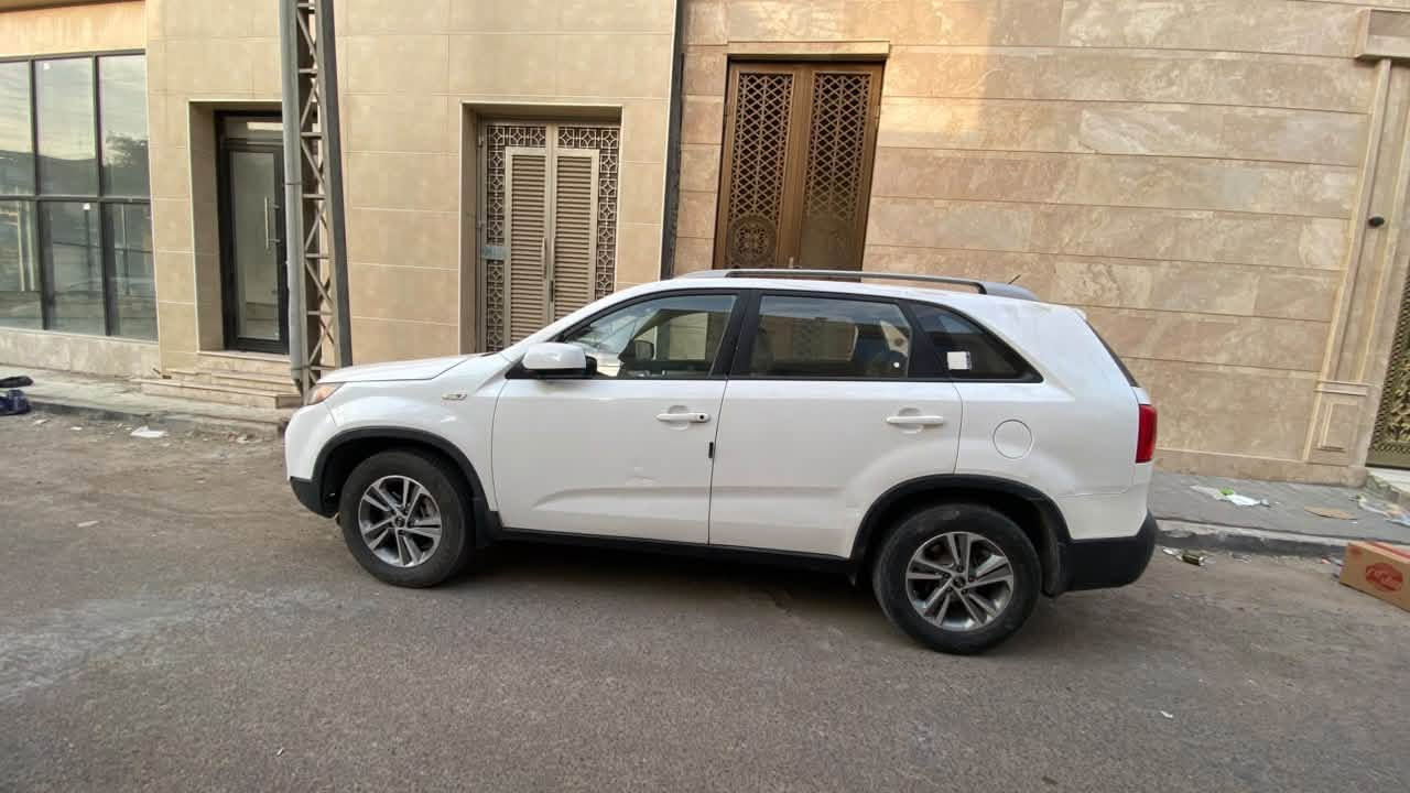 سورنتو • ٢٠١١ • رقم بصرة