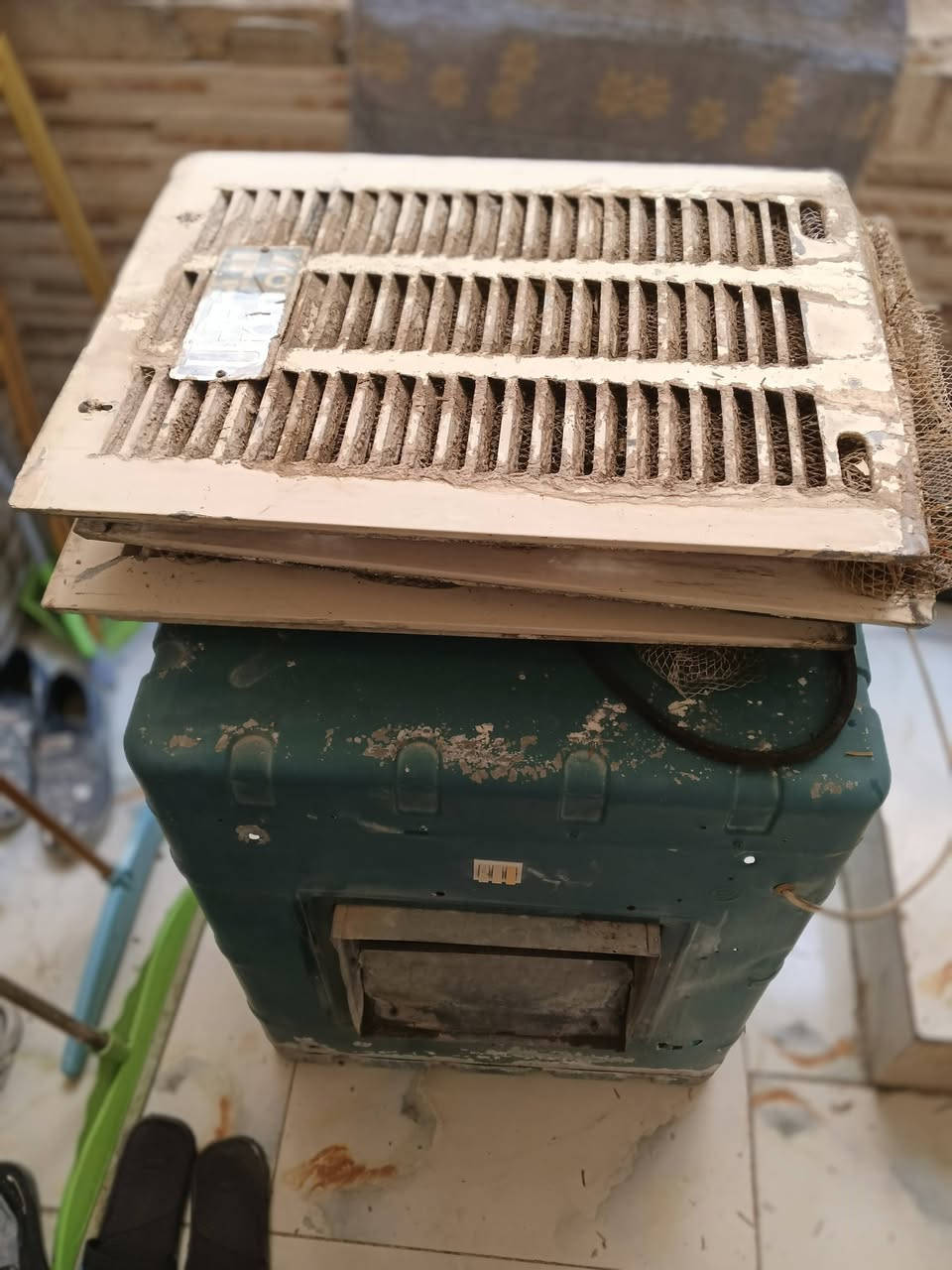 مبرده البيع شغاله نقص فقط يطغات السعر40الف بدون عملة ‏‪***********
