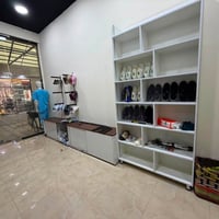 ديكور محل كامل • رفوف • معدات كاملة
