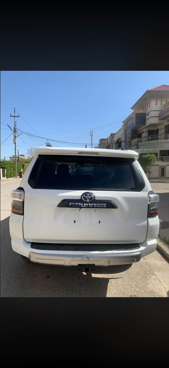 ماشاءالله
‏TOYOTA  4RUNNER TRD Off Road

~ تويوتا 4 رنر  لون ابيض 

~ وارد أمريكا  

~ موديل2024 

~ محرك 6 سلندر  / V6 

~ مواصفات  TRD Off Road Prenium

~فول مواصفات

~بصمة  

~ دبل أكسل ( 4*4) ونظام الزحف الخاص ب trd

~ شاشة كبيرة

~   كاميرة خلفية

~سكان هيترة 

~ داخل اسود 

~ رادار امامي و جانبية 

~تحديد سرعة 

~نظام ECO

~ حجم تايرات١٧ ويل بيلادي 

~ (  5 ) خمسة راكب 

~ ماشي47 الف ميل 

~ سيارة بدون صبغ 

~ ايرباك سترن وبردة راجع ببلادي اصلية  

~ رقم شاصي موجود في المنشور 

~صورة حادث موجودة في المنشور 

~ سعر(305)💰ورقة دولار بيها مجال 🤏

***********

***********
