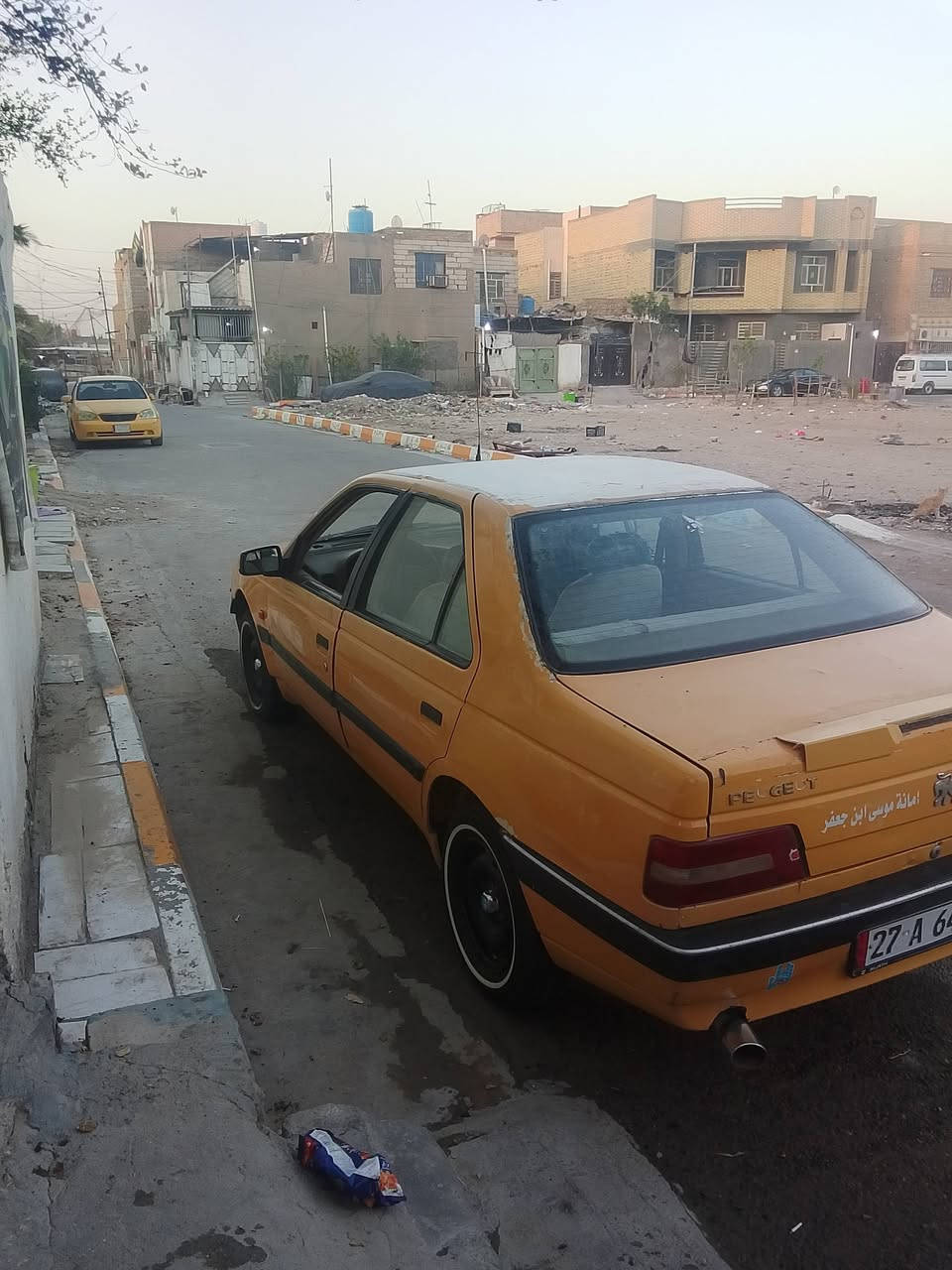 سلام عليكم البيع سياره بيجو 405مديل السياره 2012رقم نكليزي مكينه وكير جدد حداديه وره وكدام جدد تخم تاير جدد توني شادهن صارلهن شهر السياره جاهزه راعيهه يريد مداور هيه وغرامه مصفره مكان السياره ناصريه مركز  السعر 30وبيه مجال الرقم الهاتف *********** مكلف بل نشر

