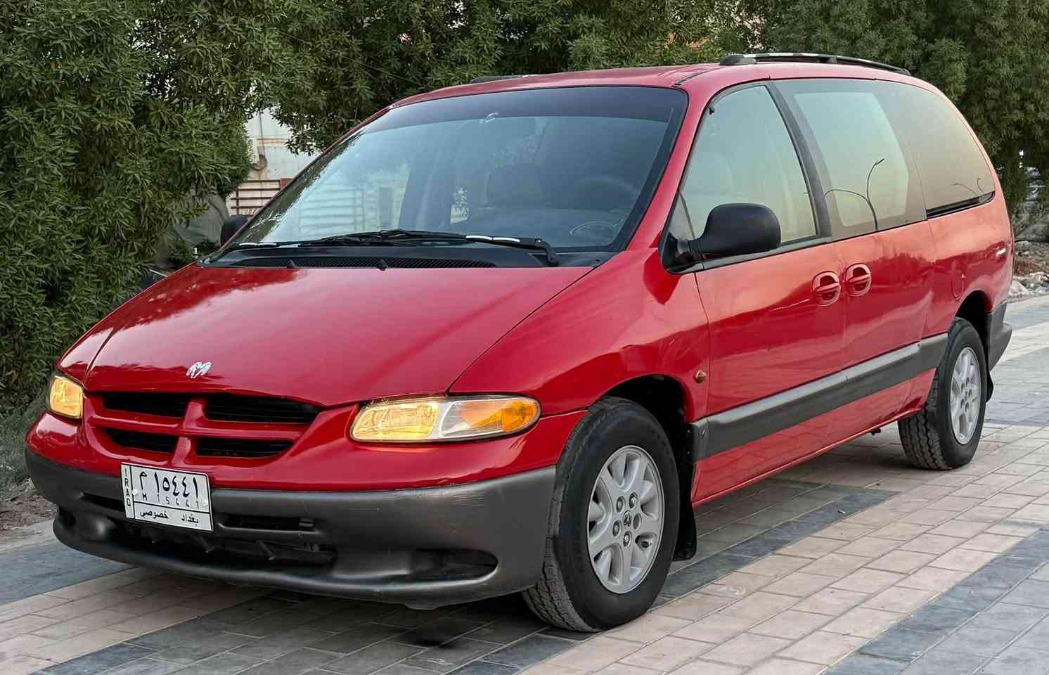 دوج كرفان 7 راكب 3 قطع تبريد
كير اوتو كير مكينه مكفولات 
تخم تاير ويل كب 
مكفوله من الضربه 
السياره جاهزء 
السعر 49 وبيها مجال 
للاتصال ‭***********‬
