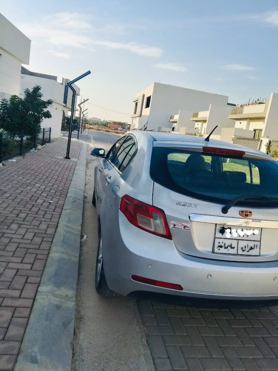 جێلی ئێم گراند ٢٠١٣»

 گێڕ و مەکینەی کرۆلا ئۆتۆماتیک
چوار جام کارەبا 
ئاوێنە کارەبای
بێ بۆیاخ

توند و تۆڵە بەشەرتی  تەحەویل وغەرامە وگێڕ و مەکینە

 نرخ«٦٥ومەعامەلە»
***********
