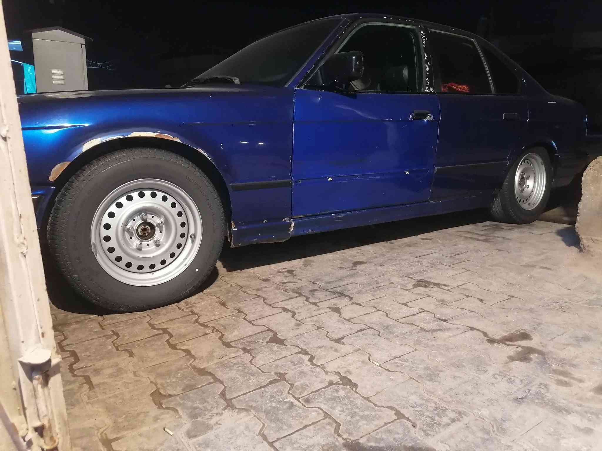 السلام عليكم شباب
عندي ويلات للبيع 👇
✅ تخم ويل حديد حجم 15 بلادي مكفول من كلشي صبغ شركه وختم bmw سعرهن 200 الف تاير زوج جديد وزوج نص عمر
✅ وعندي زوج خليه بلاد وبدون خلل مكفول وبدون تاير سعرهن 120
✅ زوج ويل كب صقر حجم 15 والتايرات نص عمر سعرهن 90
مكاني البصره المعقل
***********

