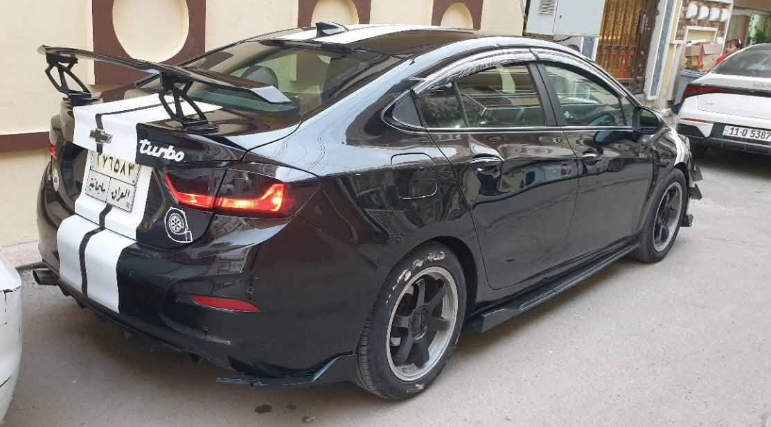 السلام عليكم ... مستعجل عالبيع
Chevrolet Cruze RS 18
فول مواصفات :
تشغيل بصمة + بصمة ابواب
تشغيل عن بعد
شاشة عداد ملونة 
رادار بالمرايات الجانبية 
شاشة كبيرة تدعم ( android Auto , Ios)
كاميرا
فتحة سقف
حساسات 360 درجة
ويل كب تو سايز رياضي
تزويد شوتة وفلتر رياضي+ تعديل عالتيربو + برمجة 
دبل كزوست صوتها كلش حلو
مابيها لا خطأ ولا كلوب سيرفس 
السيارة جاهزة للاخير شرط متصرف عليها
رقم سليمانية تريد تحويل تريد وكالة ماعندي مشكلة 
مكاني بغداد / ‭***********‬

السعر 90
اي غرامة او نقص بالسيارة ينخصم من المبلغ
اليحب يشوفها ينورني للبيت وبالعافية ع ياخذها
