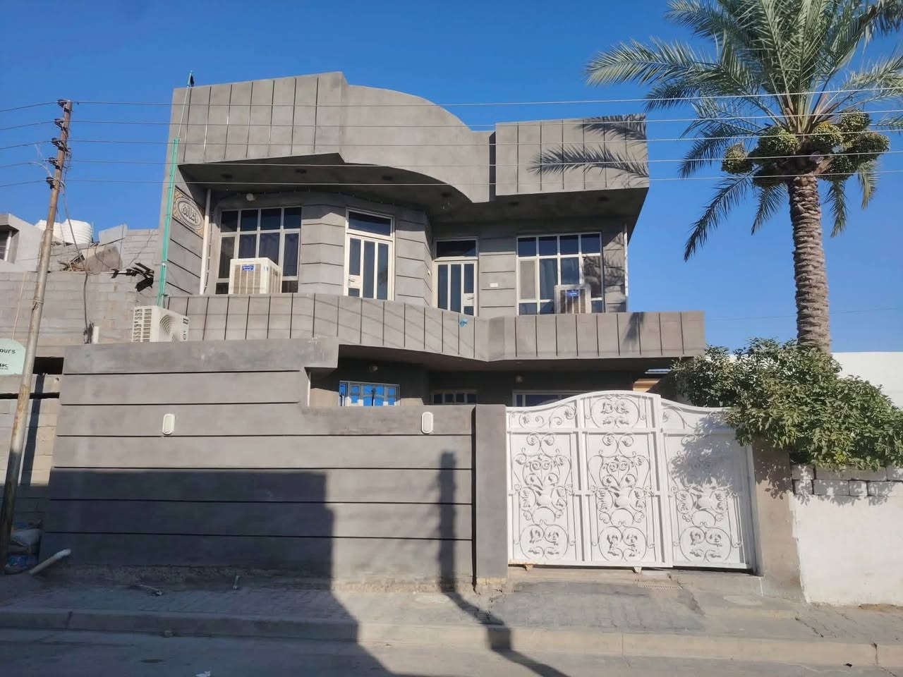 لبخ درجة اولى واجهات فوم صقل طلس تصفير تشميع بسعر مناسب بغداد ***********
